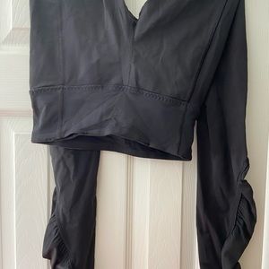 Lululemon legging with reflective ruffle